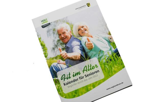 Der Kalender »Seniorenbegleiter durchs Jahr« 2022 ab sofort erhältlich.